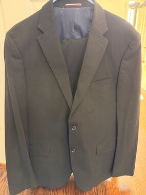 Tommy Hilfiger Men's Black Two-Button Sport Coat and matching pants
